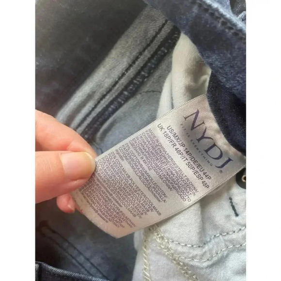 Women's NYDJ Marilyn Straight Jeans - Size 14P - Blue EUC! 0310 - Picture 10 of 11